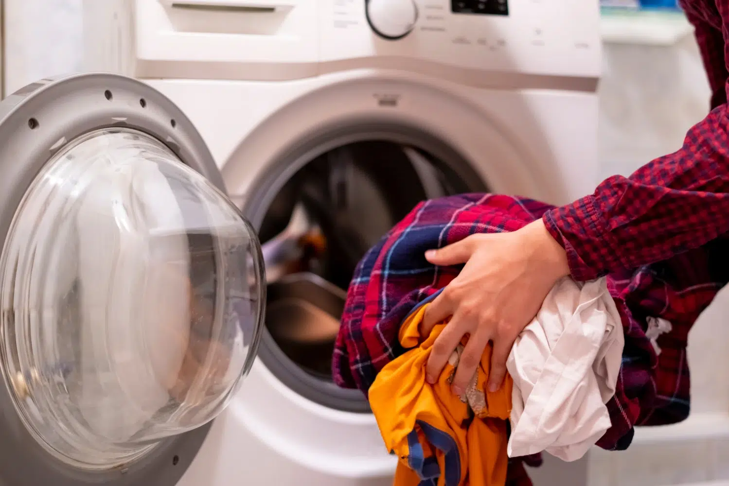 Est-ce que les sèches-linge des laveries abîme le linge